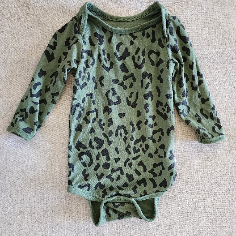 Kyte baby hunter leopard 3-6